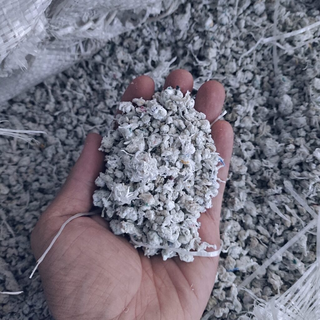R Rafia Ráfias – Mercado da Reciclagem